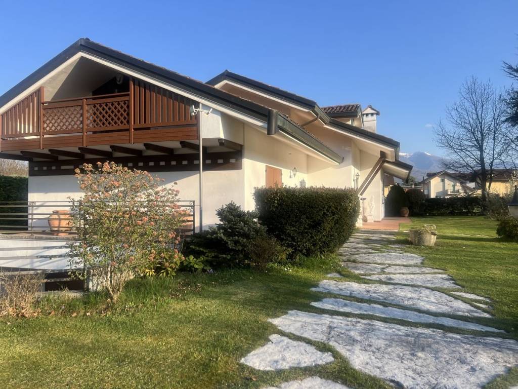 Villa a Belluno in Via Andrea di Foro - Foto 4