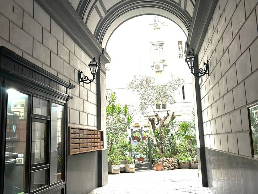 Appartamento a Napoli in Via Cardinale Guglielmo Sanfelice - Foto 2