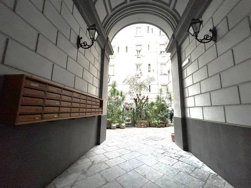 Appartamento a Napoli in Via Cardinale Guglielmo Sanfelice - Foto 4