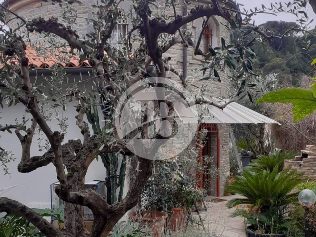 Villa a Ventimiglia - Foto 2