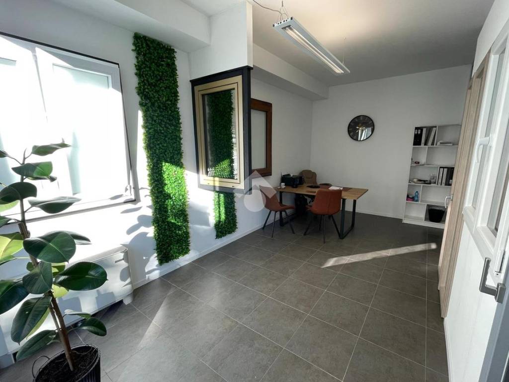 Immobile a Riva del garda in V.le Giovanni Prati, 37 - Foto 3