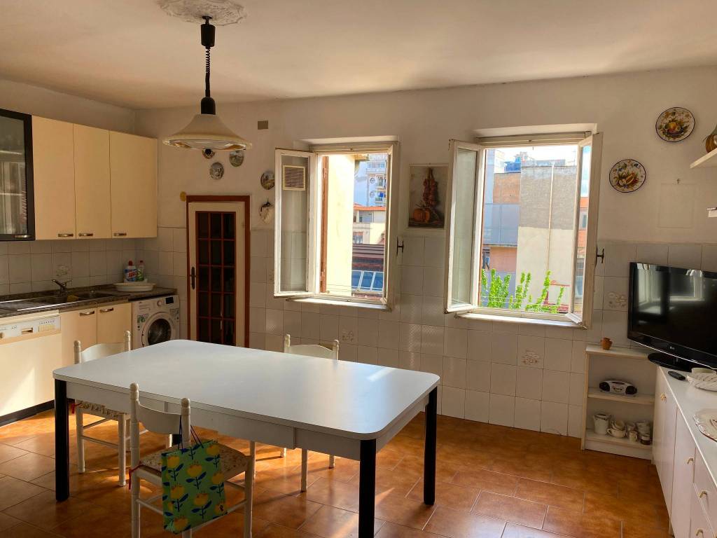 Appartamento a Livorno in Via Palestro - Foto 1