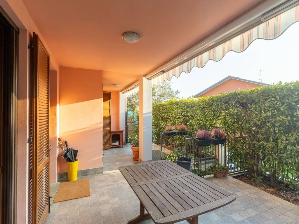 Villa a Merate in Via Monte Grappa - Foto 2