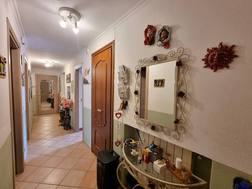 Appartamento a Ventimiglia in Via Tenda, 6 - Foto 2