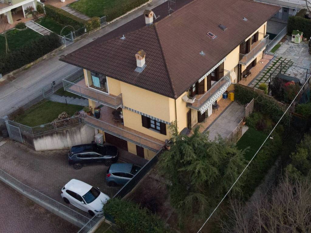 Villetta a schiera a Castiglione falletto in Via Alba Barolo, 31 - Foto 2