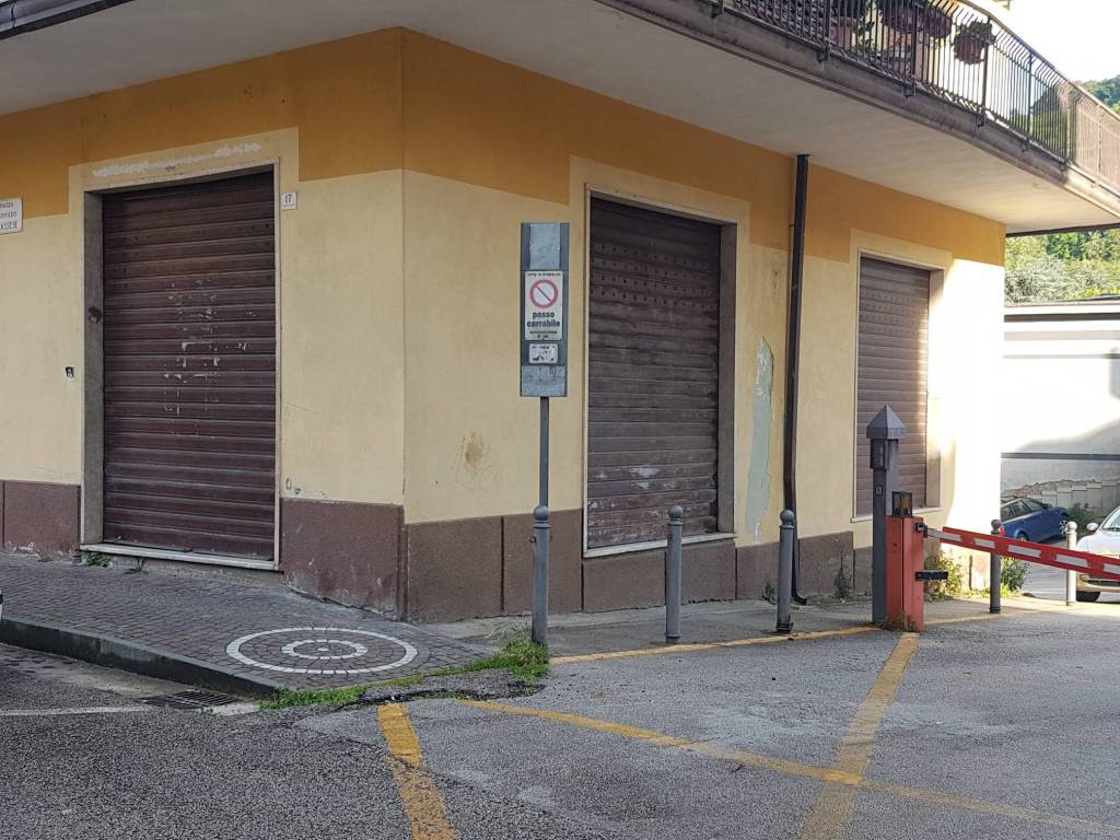 Immobile a Atripalda in Piazza Leopoldo Cassese - Foto 2