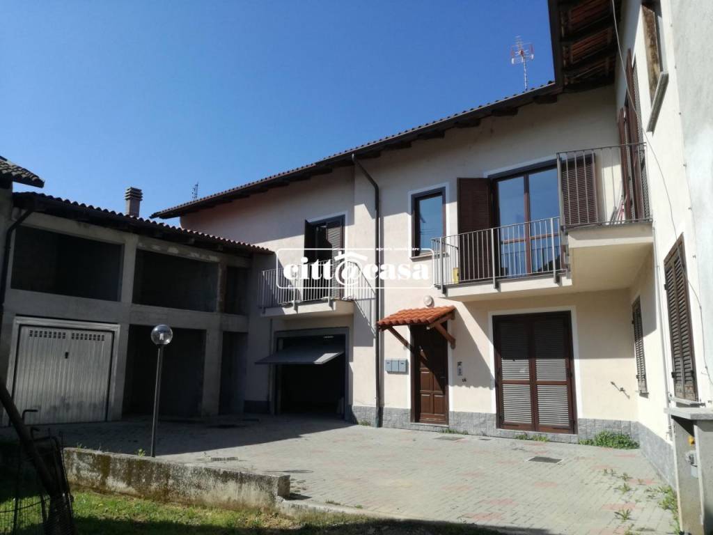 Villetta a schiera a Calliano in Via Alessandro Manzoni ,1 - Foto 2