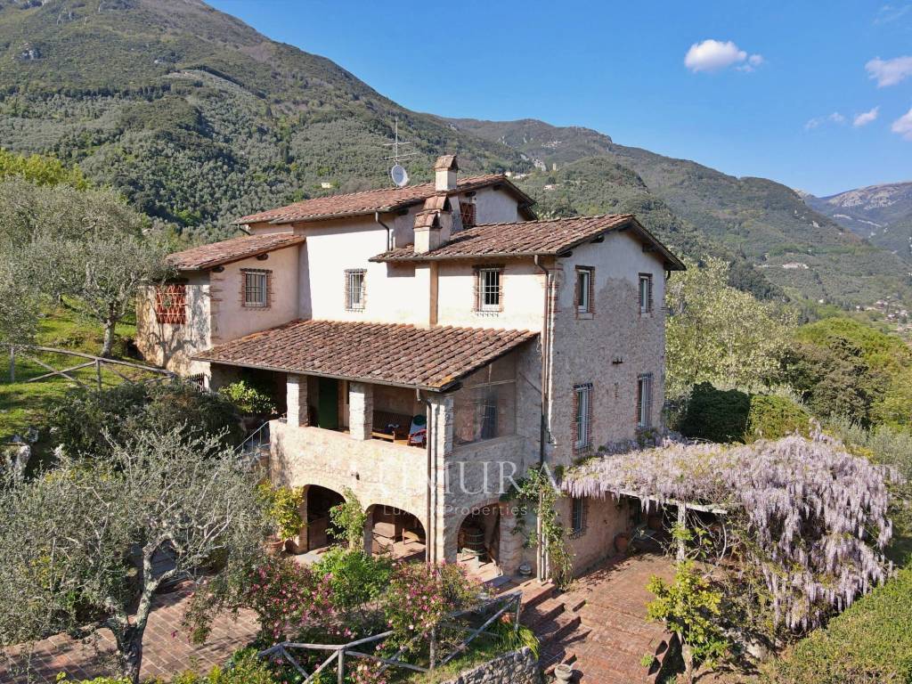 Villa a Camaiore in Via di Gallena - Foto 3