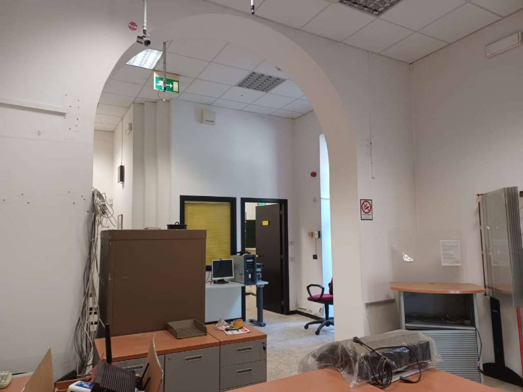 Immobile a Castiglione del lago in piazza del Popolo - Foto 3