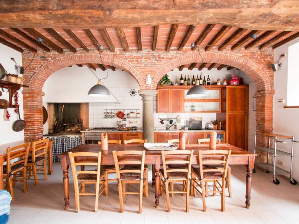 Casa indipendente a Pietrasanta in Via Padre Eugenio Barsanti, 27 - Foto 5