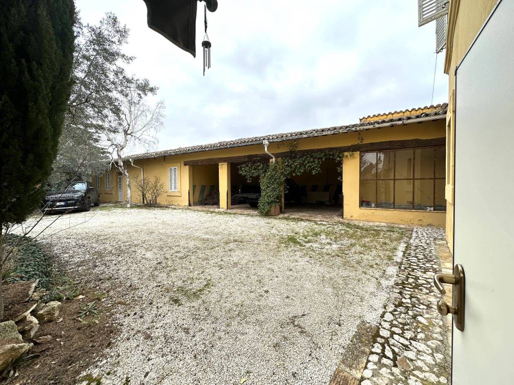 Villa a Foligno - Foto 3