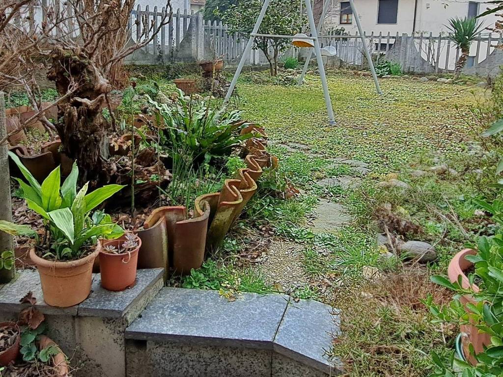 Villa a Oggiona con santo stefano in Via Alpi - Foto 4