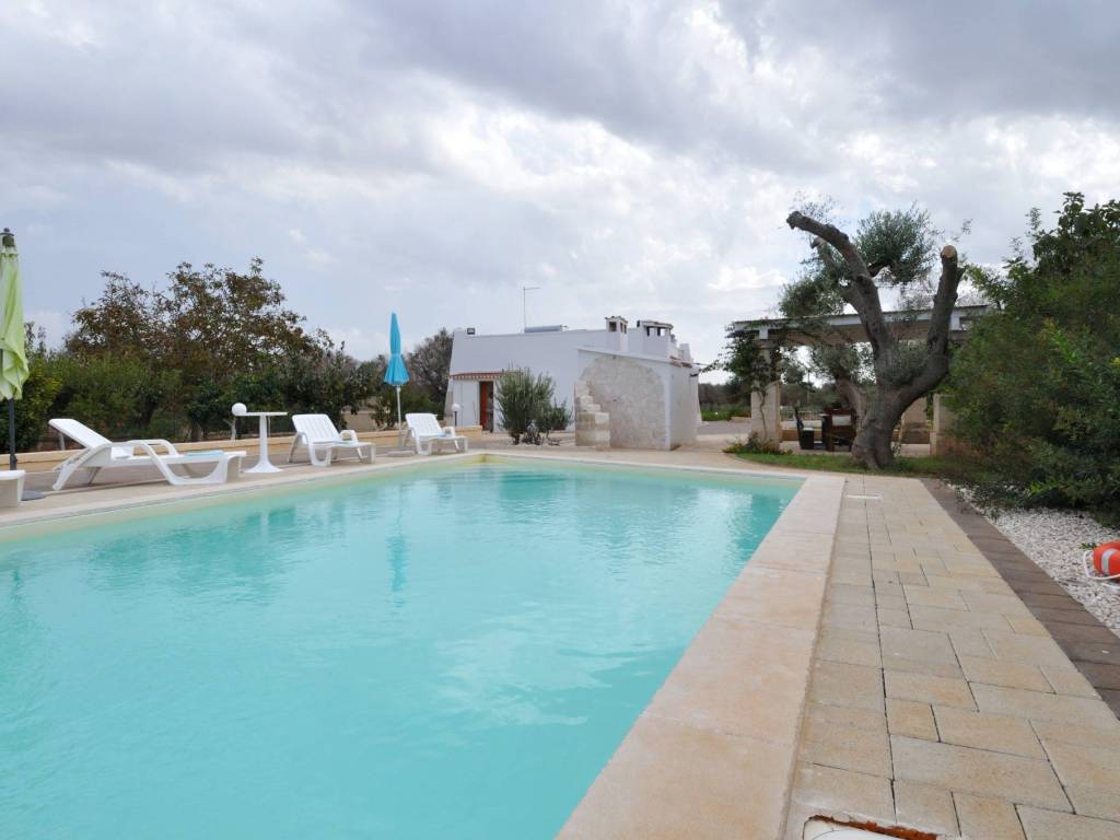 Villa a San vito dei normanni in Contrada Mondescine - Foto 4