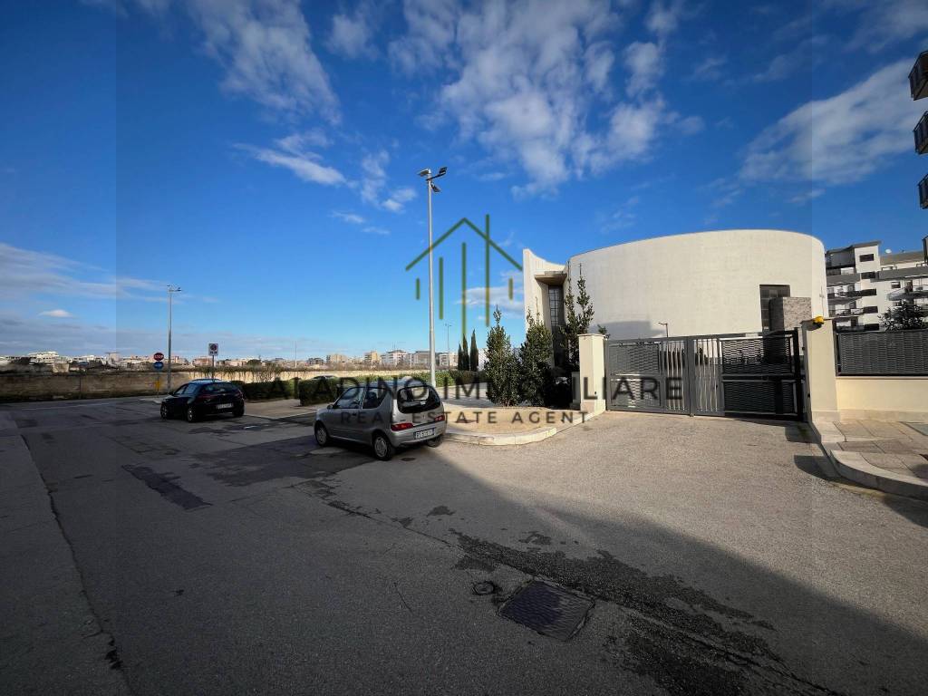 Box / garage a Trani - Foto 2