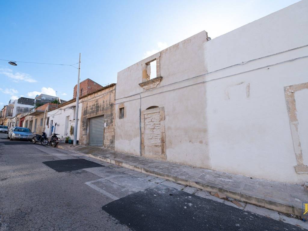 Rustico / casale a Santa croce camerina in Via Camerina, 82 - Foto 3