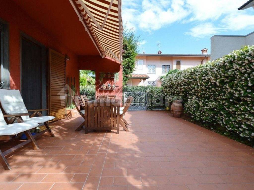 Villa a Forte dei marmi in Via Duca d'Aosta - Foto 5