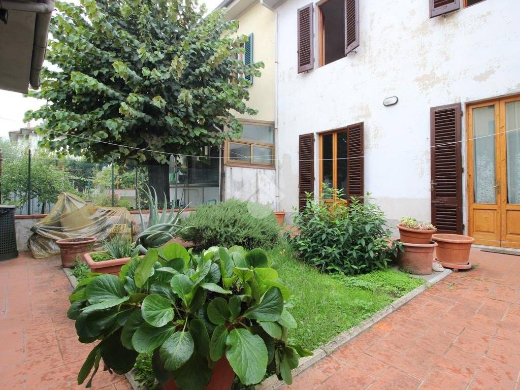 Casa indipendente a Prato in Via Podgora - Foto 2