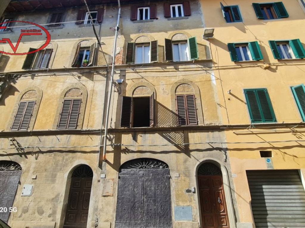 Palazzo / stabile a Montevarchi in Via Isidoro del Lungo - Foto 2