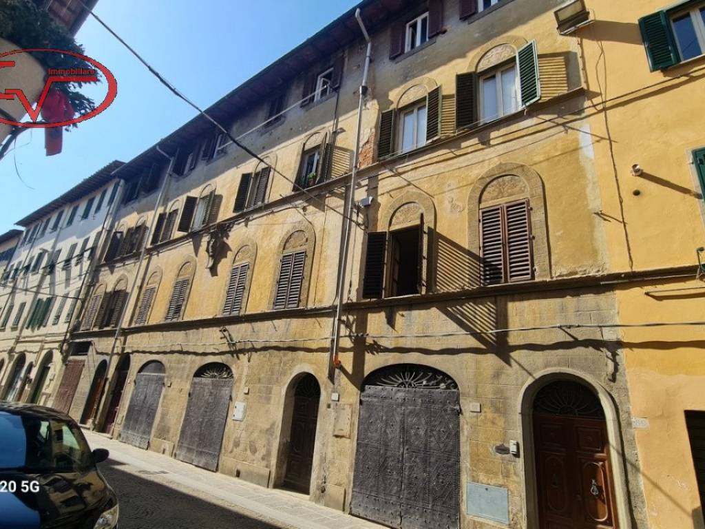Palazzo / stabile a Montevarchi in Via Isidoro del Lungo - Foto 3