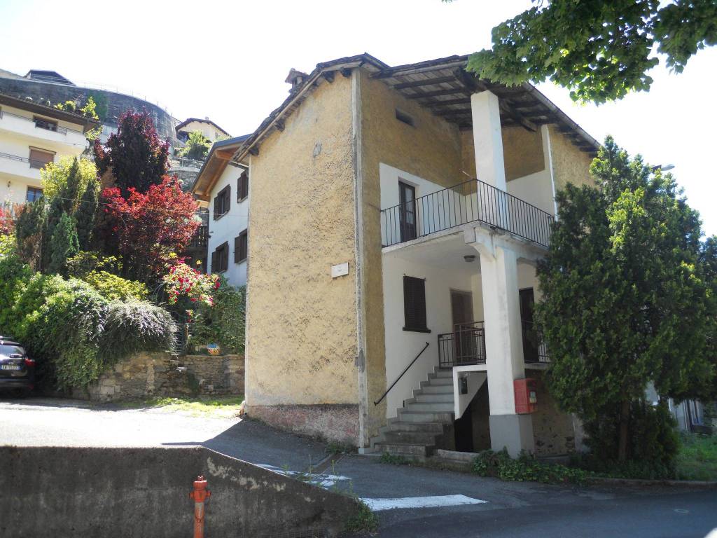 Villa a Verceia in Via San Fedele - Foto 2