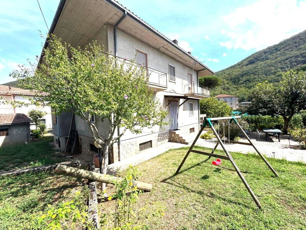 Villa a Rieti in Via Leonessa, 1 - Foto 3