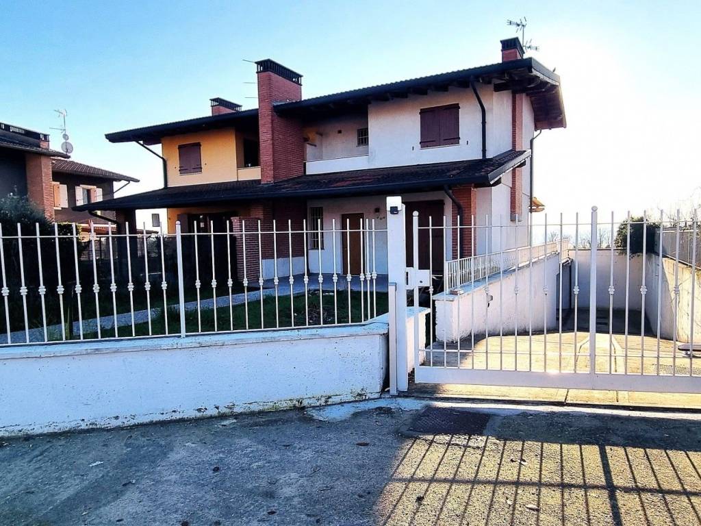 Villa a Pozzolengo in Via Croce Rossa - Foto 2