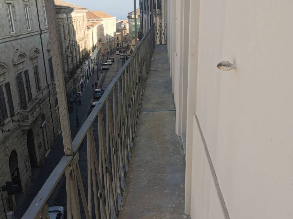 Appartamento a Catanzaro in Corso Giuseppe Mazzini - Foto 3