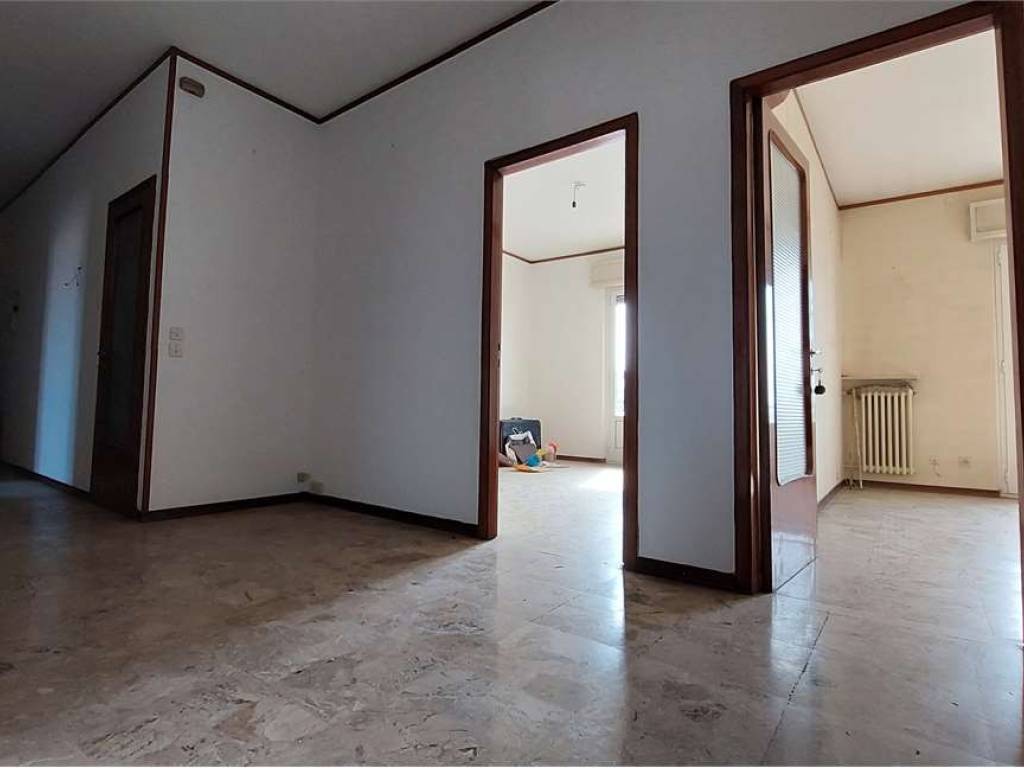 Appartamento a Piacenza - Foto 2