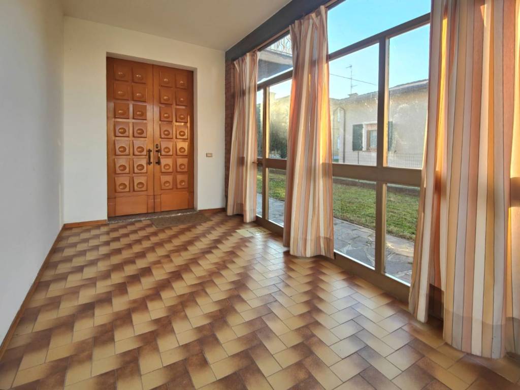 Villa a Novi di modena in Via della Libertà, 57 - Foto 5