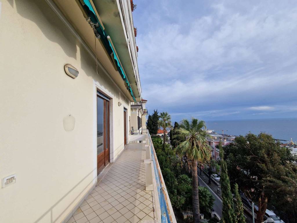 Appartamento a Sanremo in corso Inglesi - Foto 4