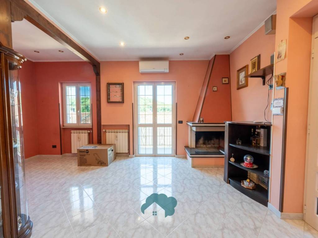 Appartamento a Monte compatri in Via del Fontanile di Cajano - Foto 2