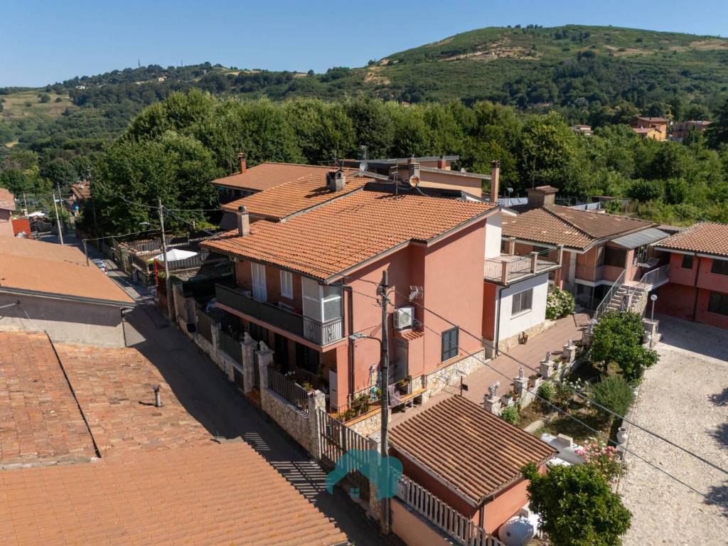 Appartamento a Monte compatri in Via del Fontanile di Cajano - Foto 4