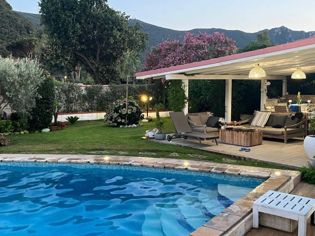 Villa a San felice circeo in Via Giuseppe Verdi - Foto 2