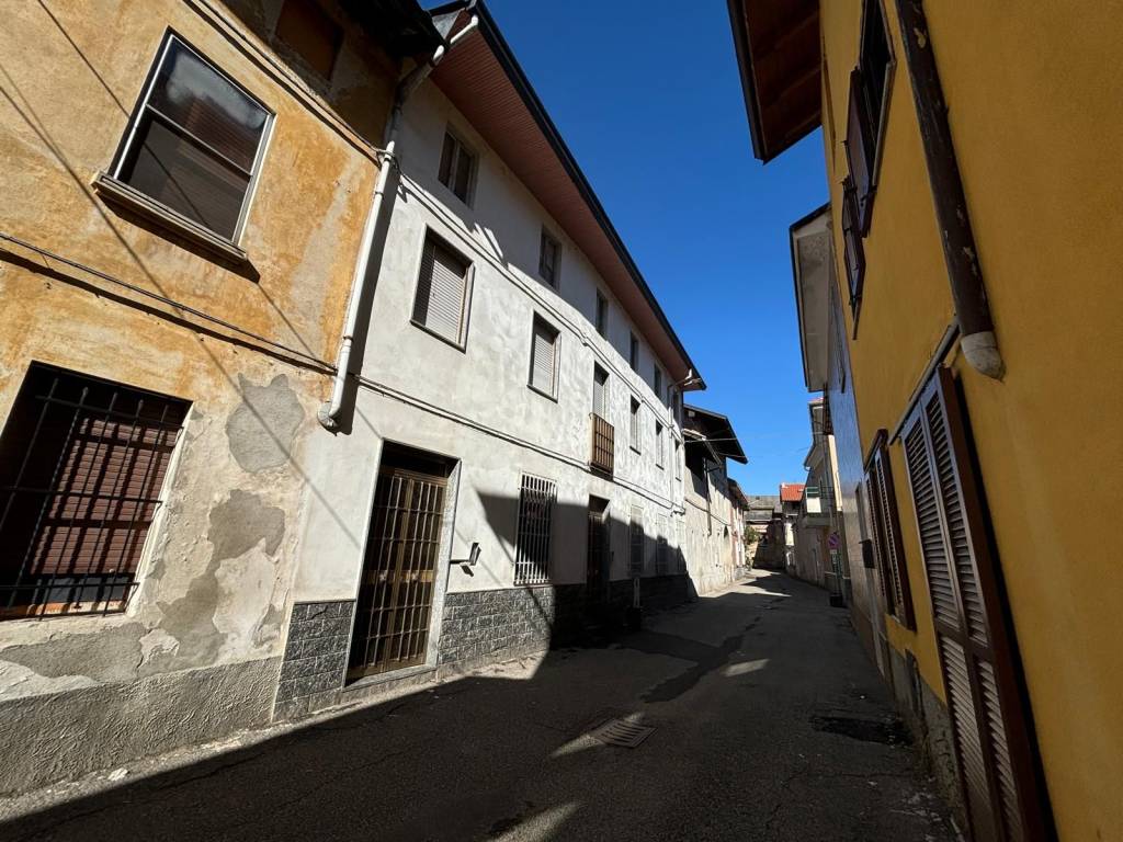 Appartamento a Cameri in Via Novara - Foto 2