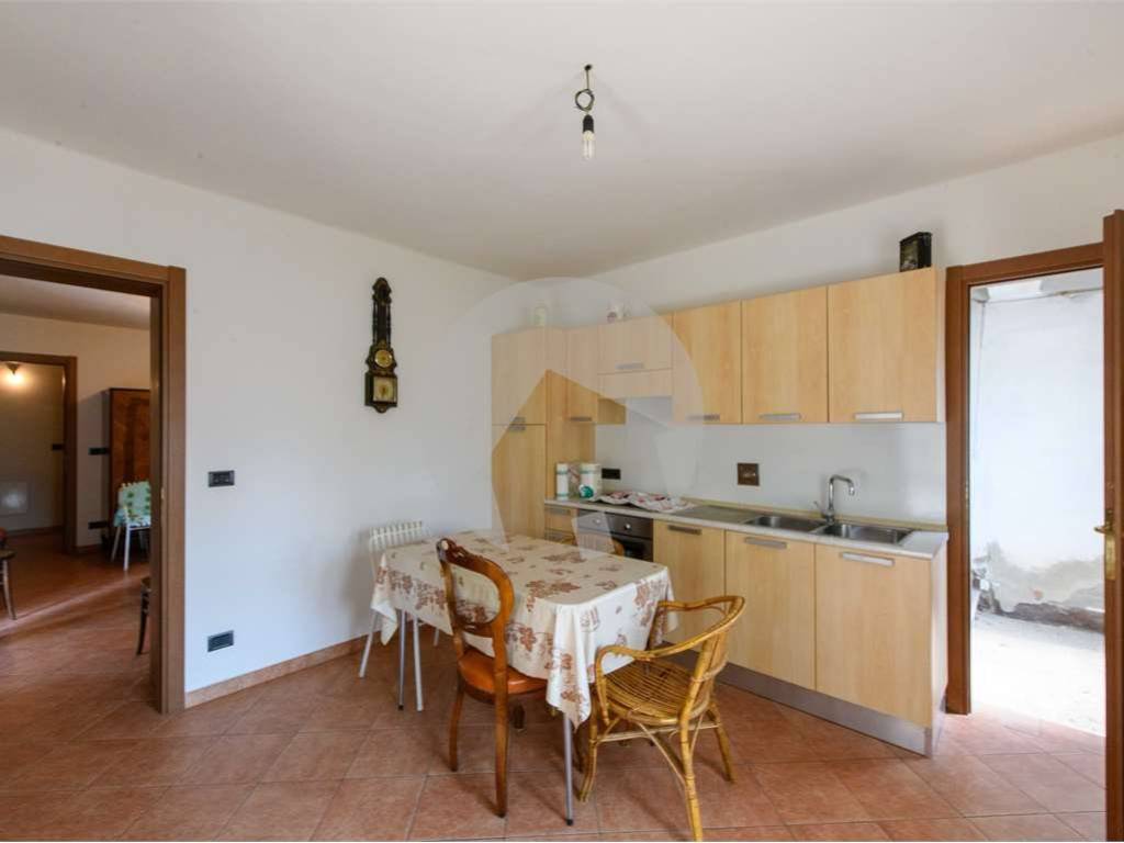 Casa indipendente a Viano in via casella, 8 - Foto 3