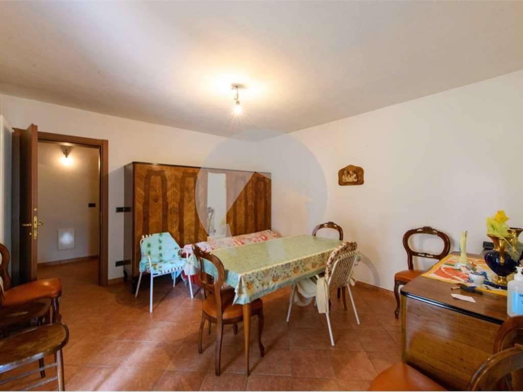 Casa indipendente a Viano in via casella, 8 - Foto 4