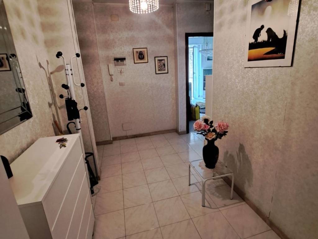 Appartamento a Sanremo in Via Michele Costanzo Astraldi, 40 - Foto 2