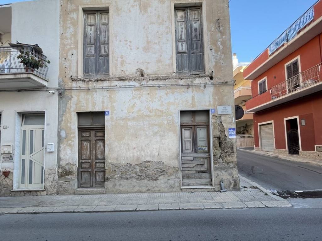 Casa indipendente a Pachino in Via Lincol 91 - Foto 4