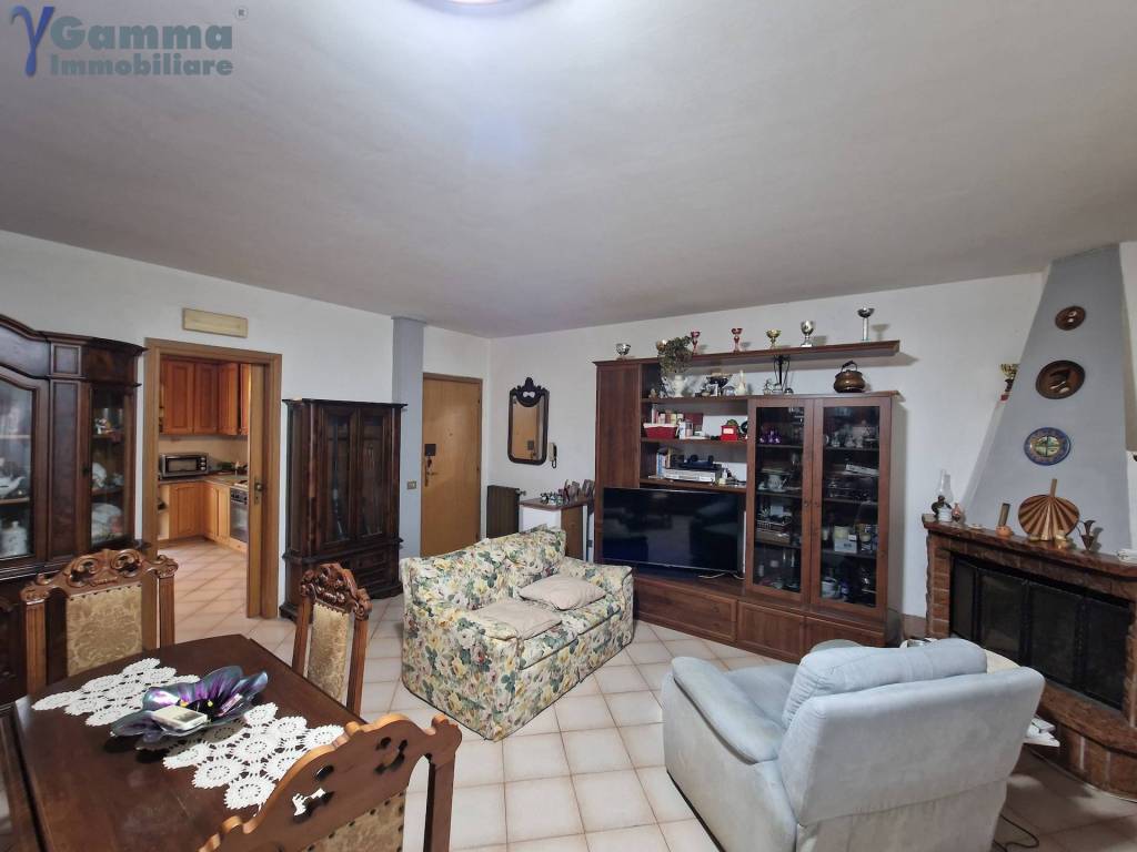 Appartamento a Orbetello in Via Giuseppe Di Vittorio, 3 - Foto 3