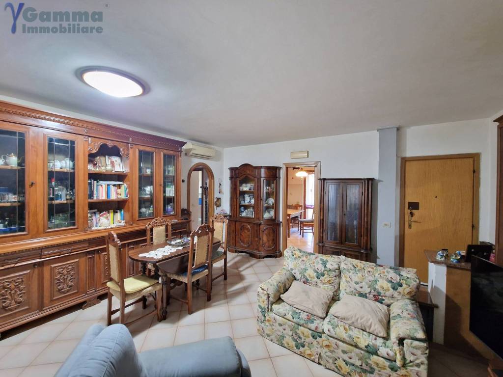 Appartamento a Orbetello in Via Giuseppe Di Vittorio, 3 - Foto 4