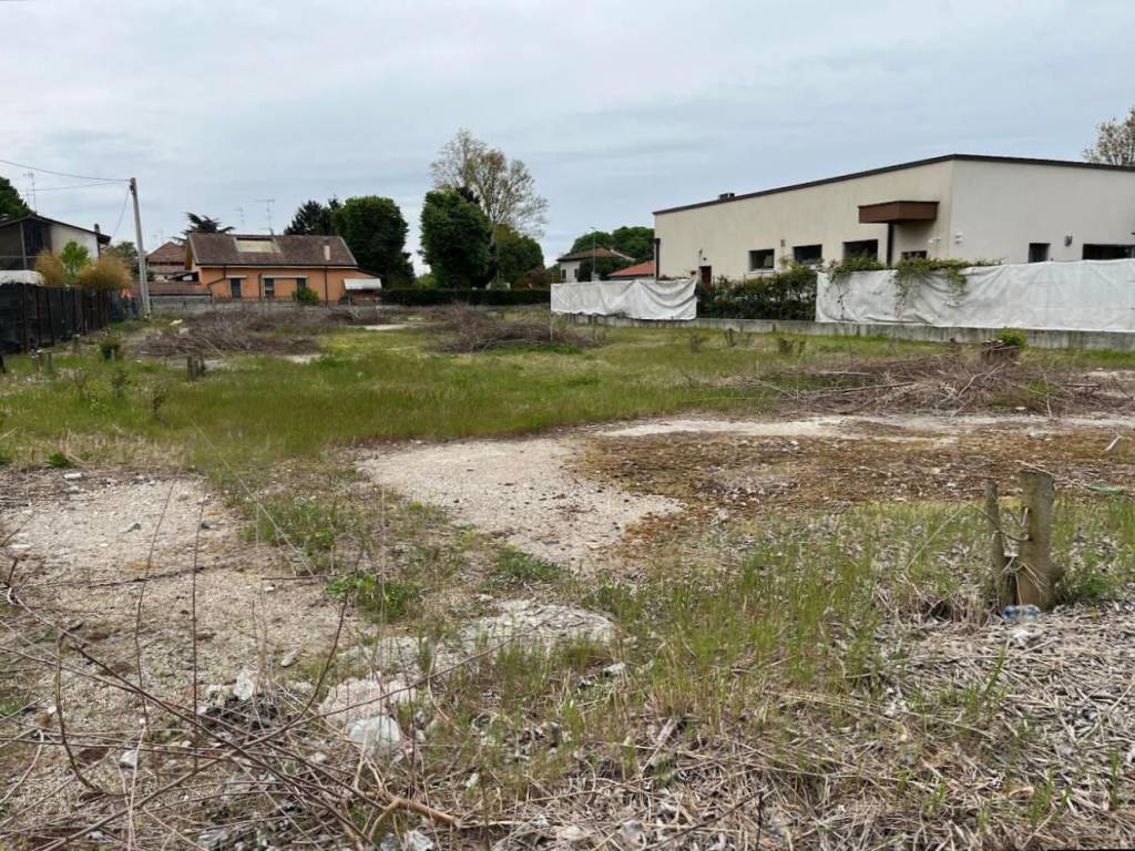 Terreno a Mantova - Foto 2