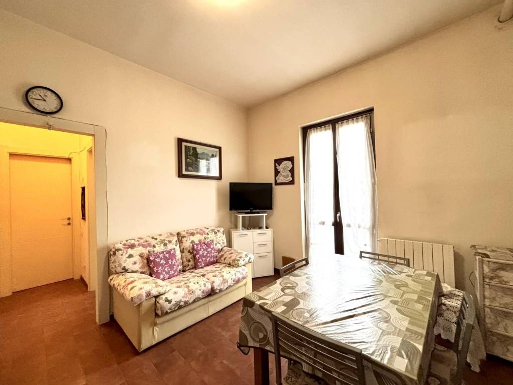 Appartamento a Malnate in Viale delle Vittorie, 40 - Foto 4
