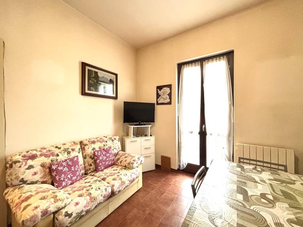Appartamento a Malnate in Viale delle Vittorie, 40 - Foto 5