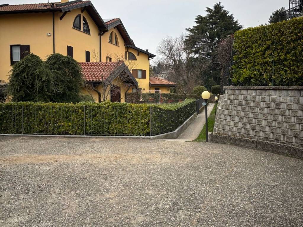 Villa a Varese in Via Predazzo - Foto 4