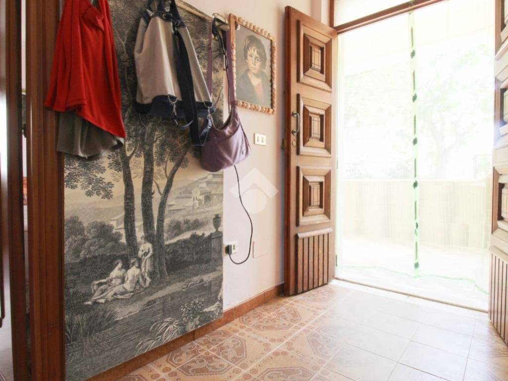 Palazzo / stabile a Cutro in Via Ferrara, 29 - Foto 5