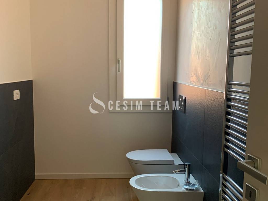 Appartamento a Treviso in Viale Monte Grappa, 34 - Foto 2