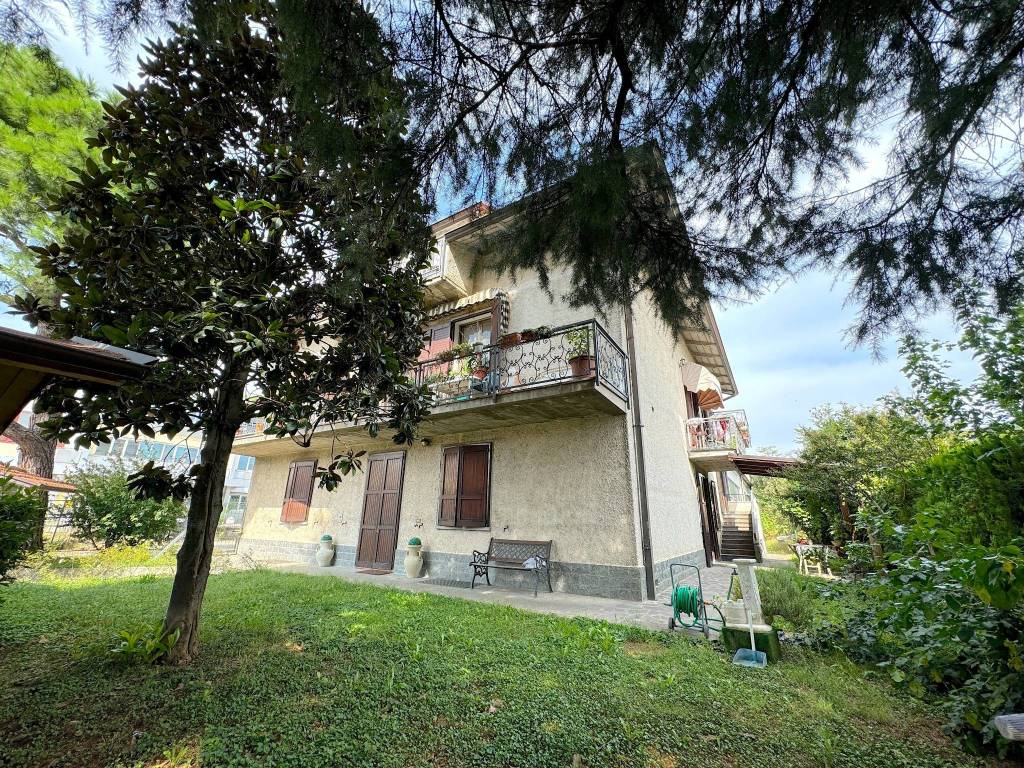 Appartamento a Montecchio emilia in Via Galileo Galilei - Foto 5