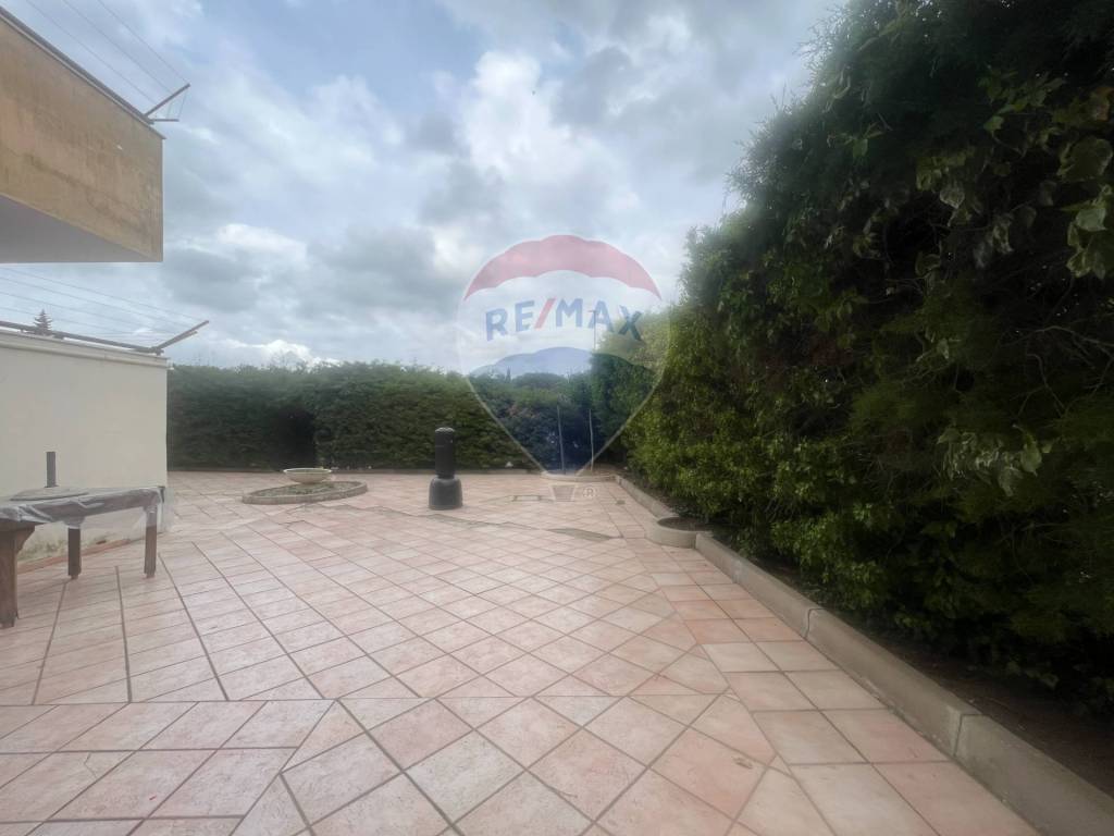 Appartamento a Matera in Recinto Privato Alessandro Manzoni - Foto 2