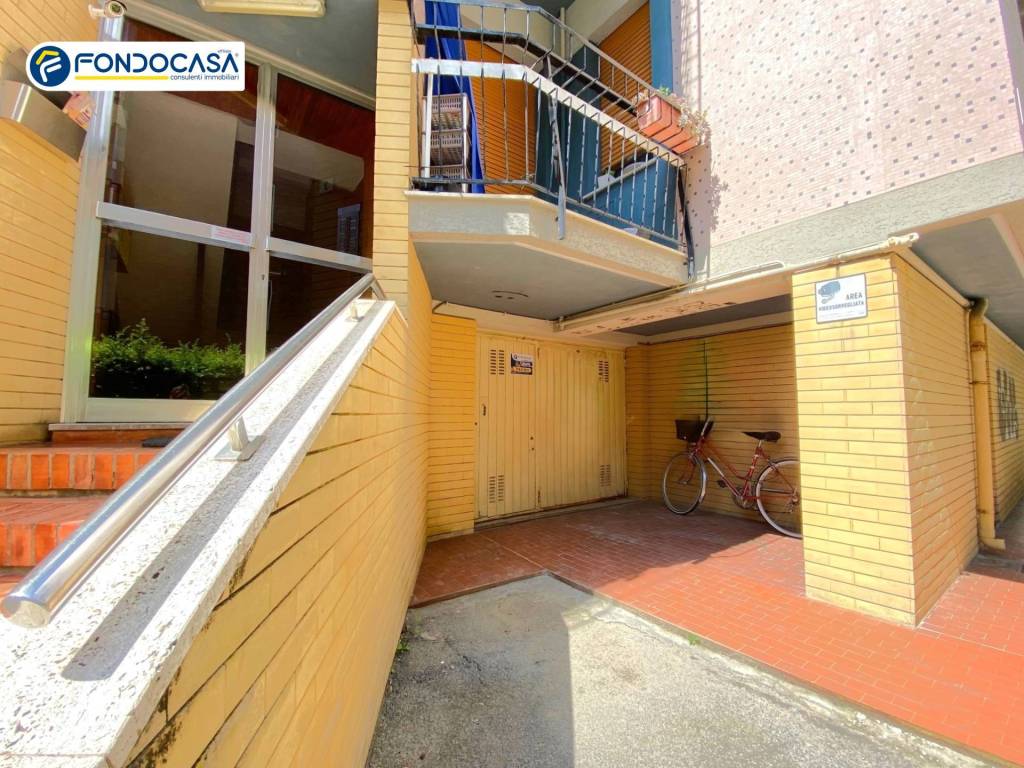 Box / garage a Loano in Via Amalfi - Foto 2