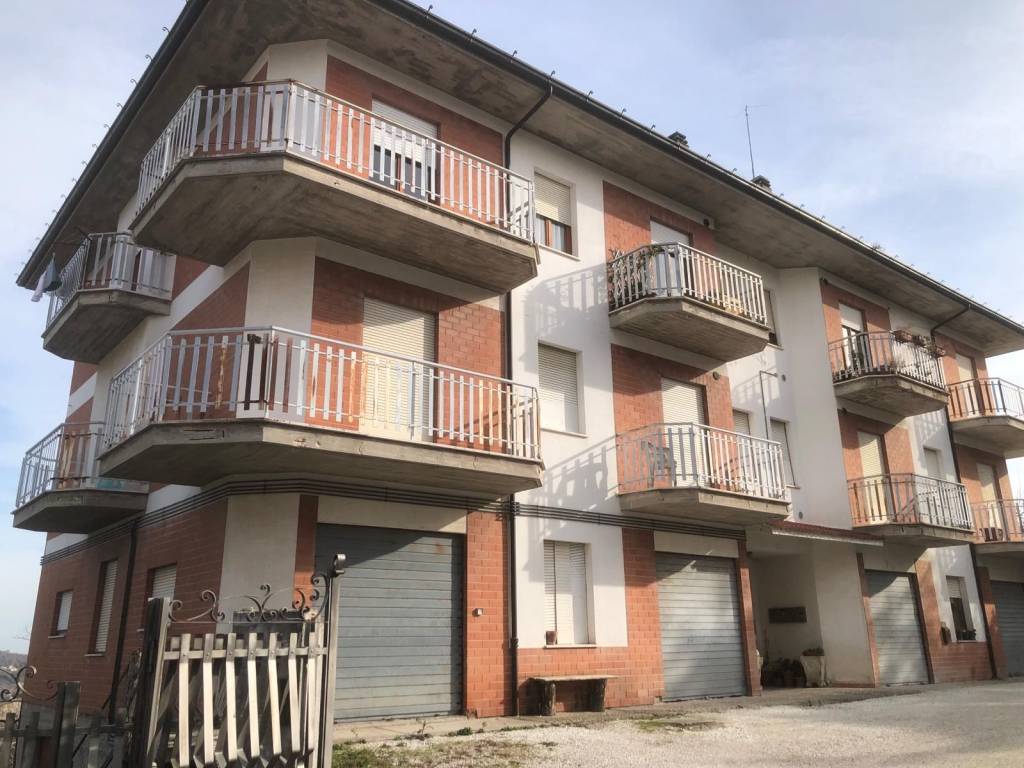 Appartamento a Santa vittoria in matenano in Viale della Vittoria, 25 - Foto 2
